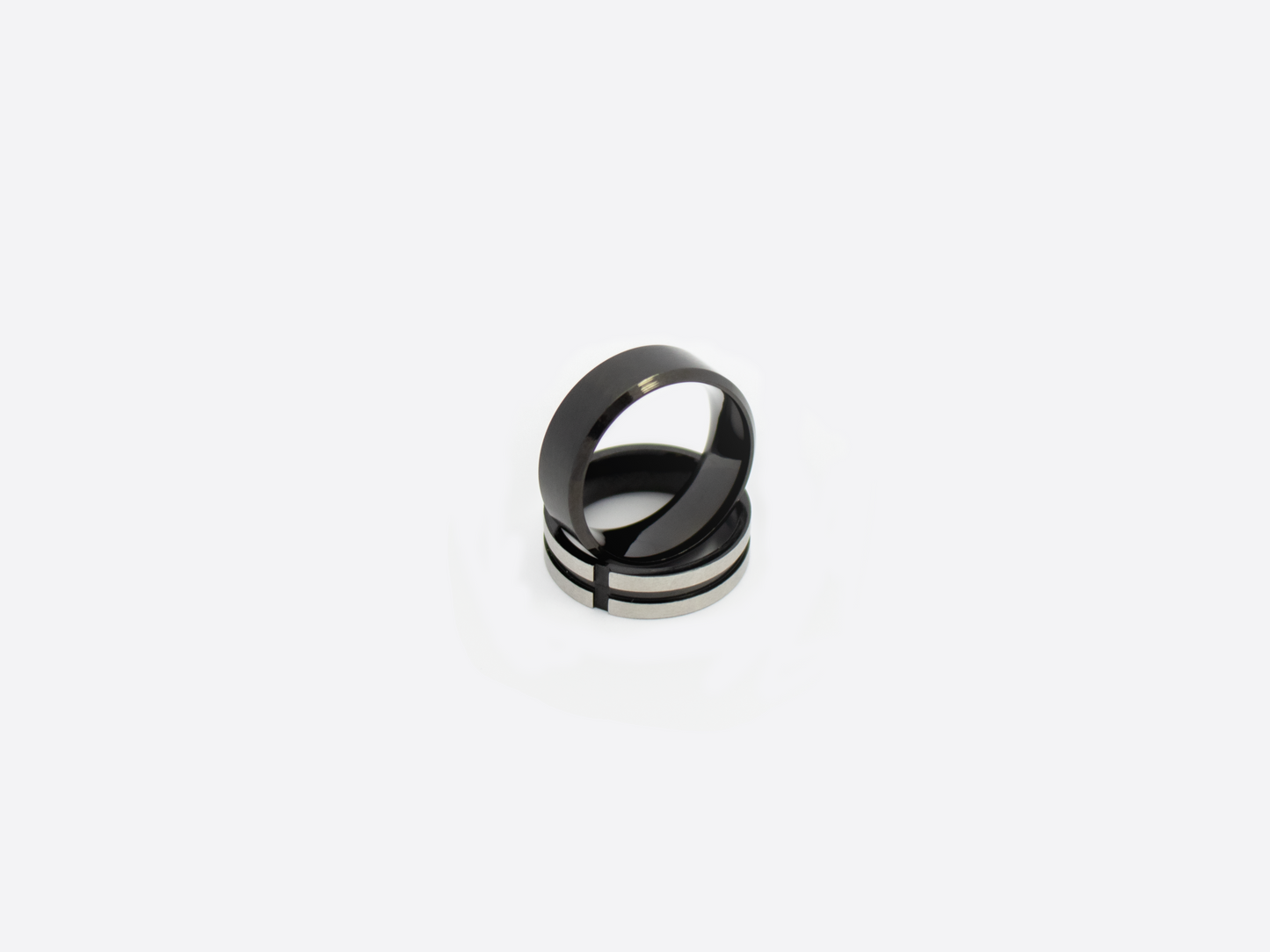 STRIPED CROSS RING