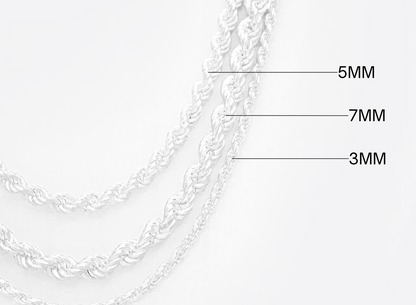 Three silver chains of different thicknesses labeled with measurements on a white background