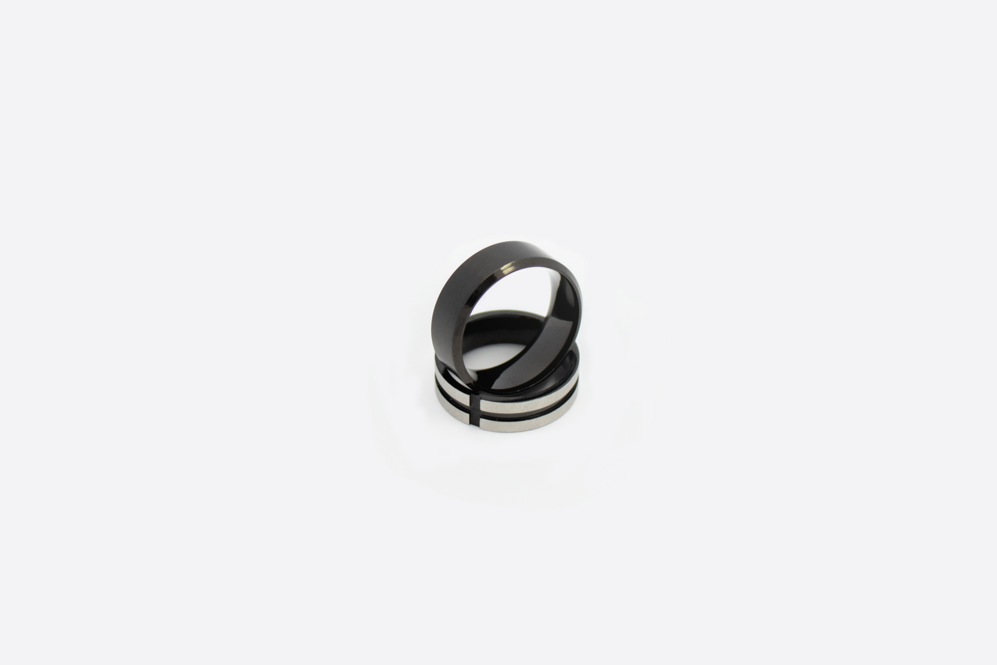 STRIPED CROSS RING