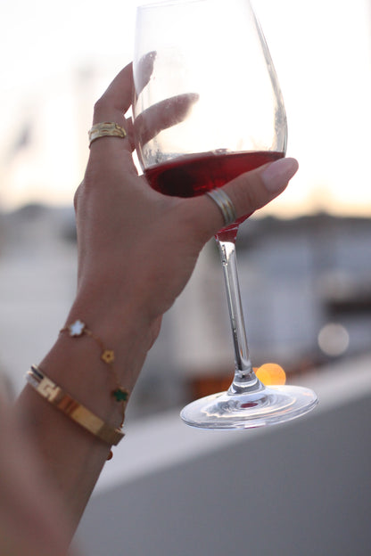 CLASSY T