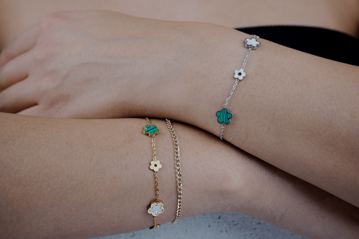 FOUR-LEAF: GREEN CLOVER BRACELET