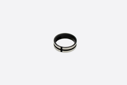 STRIPED CROSS RING